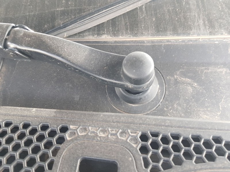 Recambio de motor limpia delantero para citroën c4 iii (ba_, bb_, bc_) 1.5 bluehdi 130 (bbyhzb) referencia OEM IAM 9824784980  