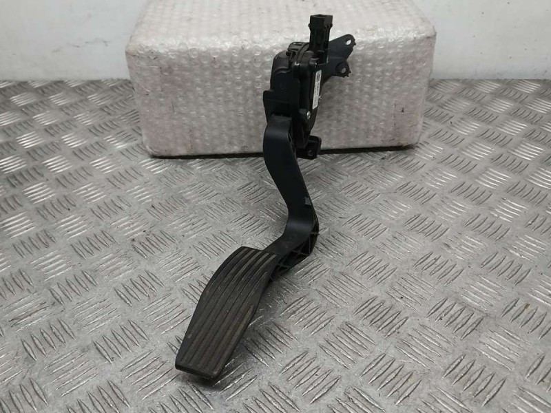 Recambio de potenciometro pedal para fiat tipo ii (356) sedan easy referencia OEM IAM 51987018 6PV01017520 HELLA