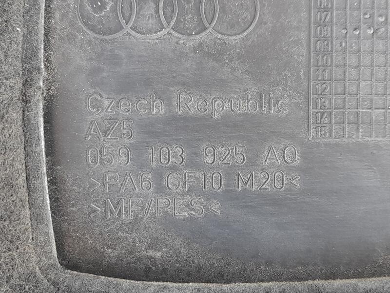 Recambio de tapa motor para audi a5 (8t3) 3.0 tdi quattro referencia OEM IAM 059103925AQ  