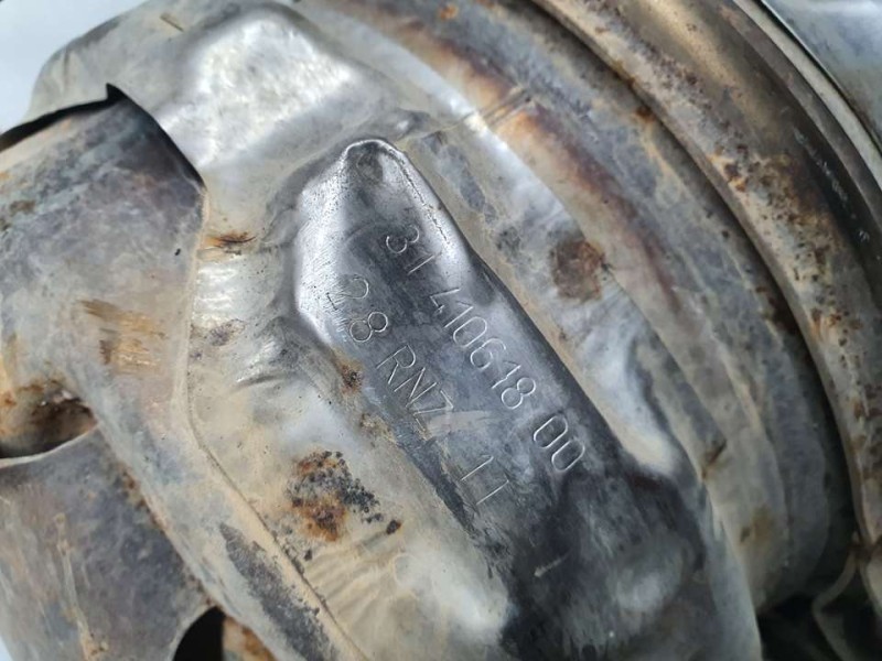 Recambio de filtro de particulas para peugeot 3008 active referencia OEM IAM 9676883580 K634 