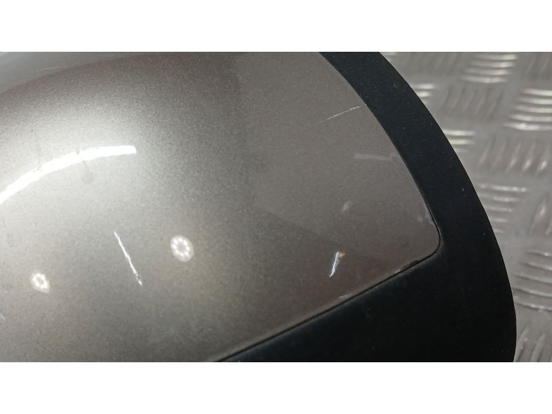 Recambio de retrovisor izquierdo para dacia lodgy laureate referencia OEM IAM 963025005R ELECTRICO 5 CABLES 