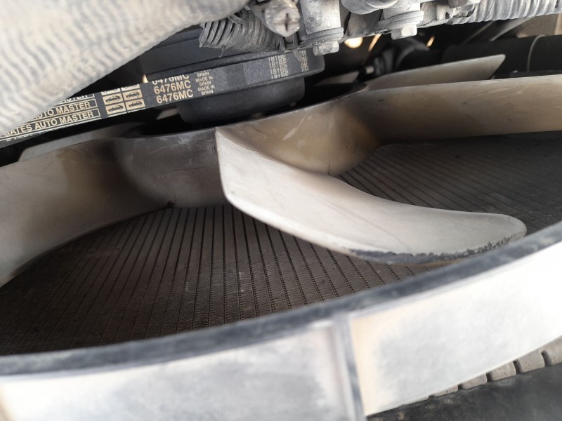 Recambio de electroventilador para nissan terrano ii (r20) 2.7 td 4wd referencia OEM IAM 921207F000  