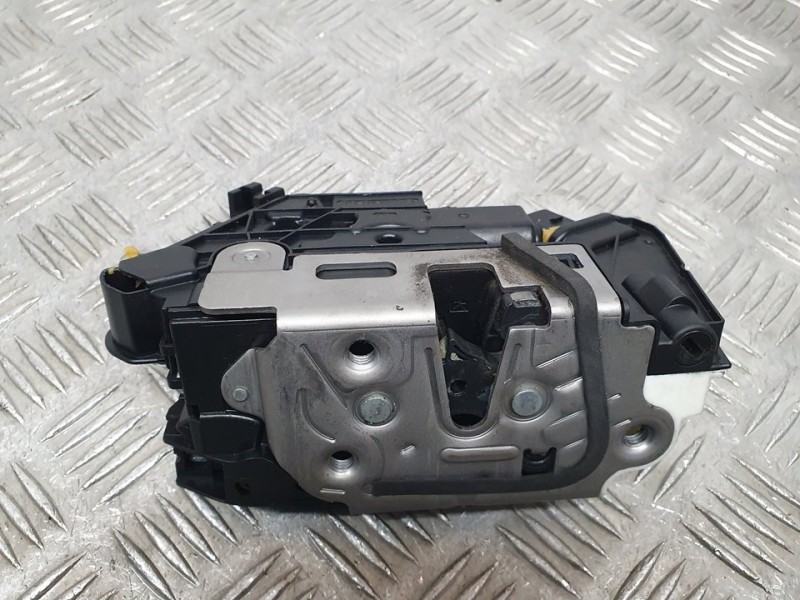 Recambio de cerradura puerta delantera derecha para volkswagen up! (122) high up! bmt referencia OEM IAM 1S1837016H  6 PINES