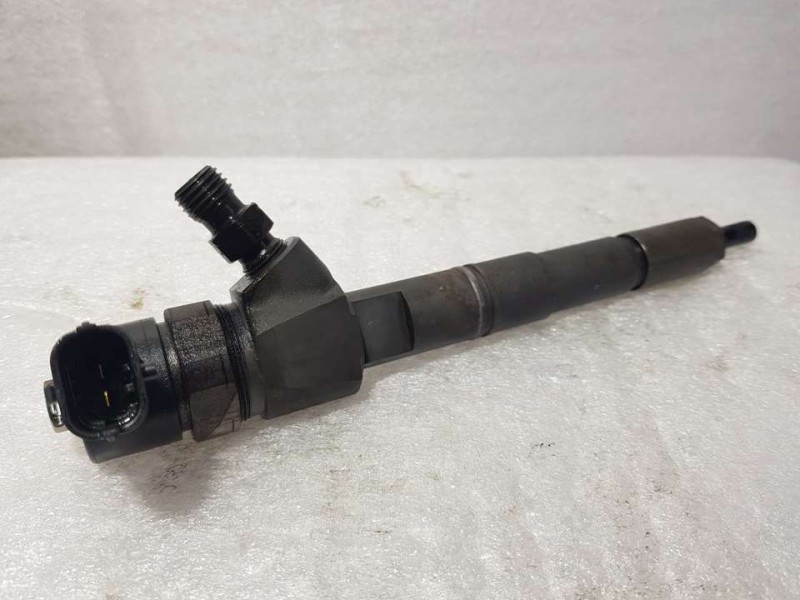 Recambio de inyector para alfa romeo 159 (140) 1.9 jtdm 16v / selective referencia OEM IAM 0445110243  BOSCH