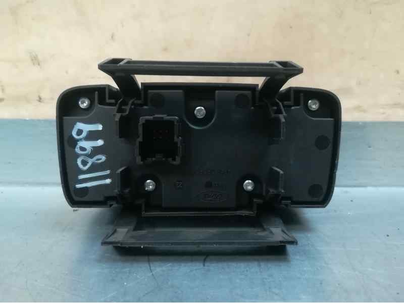 Recambio de mando luces para ford kuga (cbs) business edition 2wd referencia OEM IAM AV6T13AD24CC  