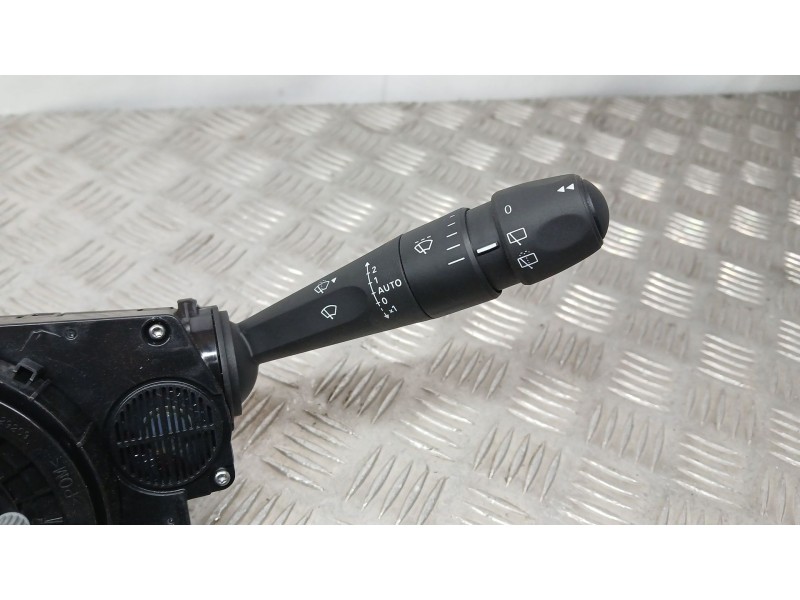 Recambio de mando luces y limpia para jeep avenger (j2) electric referencia OEM IAM 98464321ZD VALEO E790020208042