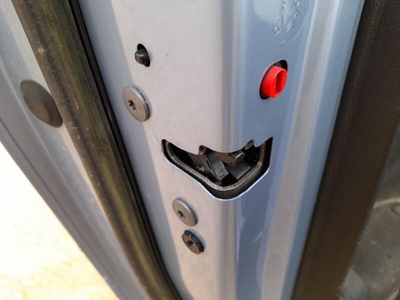 Recambio de cerradura puerta trasera izquierda para citroën c-elysee (dd_) 1.6 hdi 92 referencia OEM IAM 9819026680  