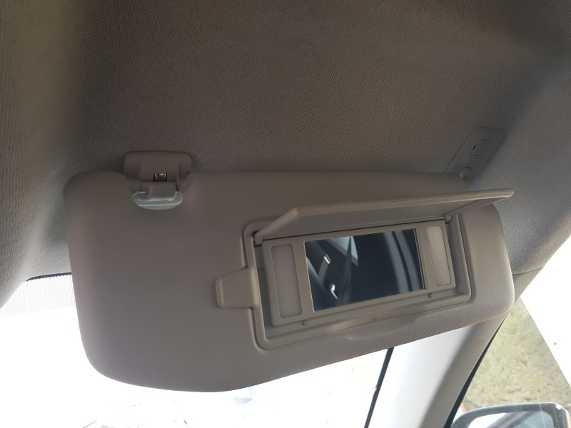 Recambio de parasol derecho para citroën c4 iii (ba_, bb_, bc_) 1.5 bluehdi 130 (bbyhzb) referencia OEM IAM 98265221UW  