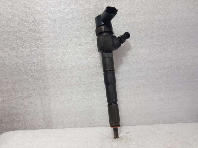 Recambio de inyector para alfa romeo 159 (140) 1.9 jtdm 16v / selective referencia OEM IAM 0445110243  BOSCH