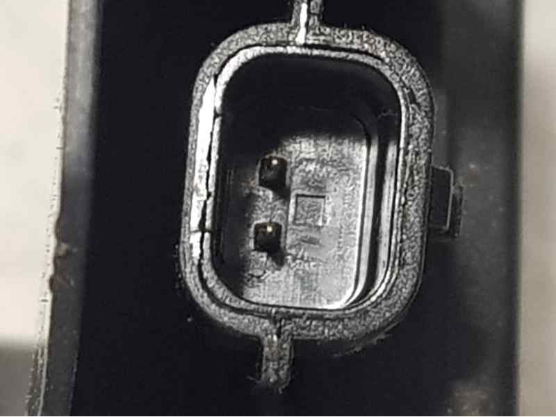 Recambio de cerradura puerta delantera derecha para dacia sandero basis referencia OEM IAM   2 PINS