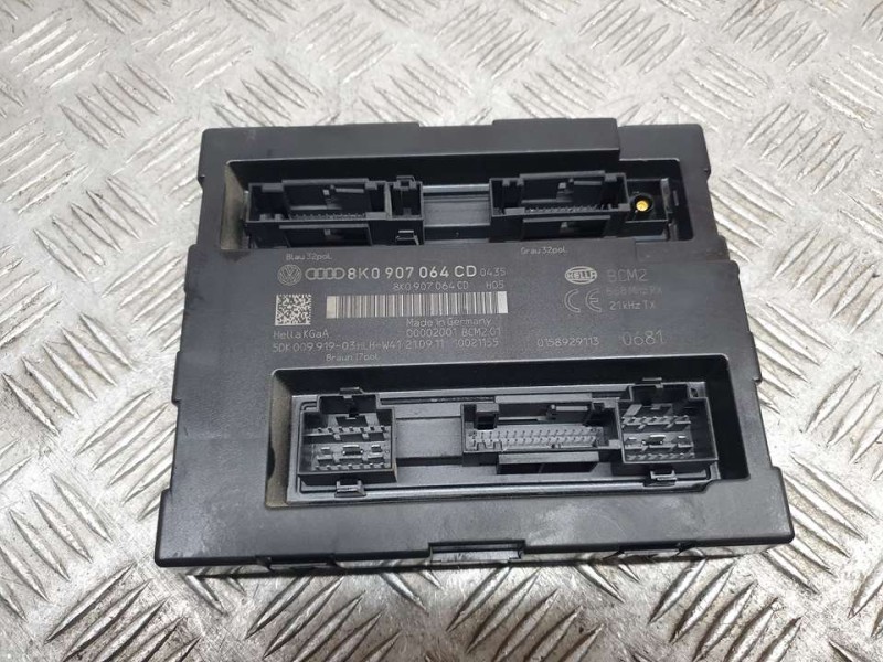 Recambio de modulo electronico para audi a4 ber. (b8) básico referencia OEM IAM 8K0907064CD 5DK00991903 HELLA