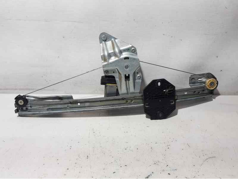 Recambio de elevalunas delantero derecho para dacia sandero basis referencia OEM IAM 807209299R 2 PINS ELÉCTRICO