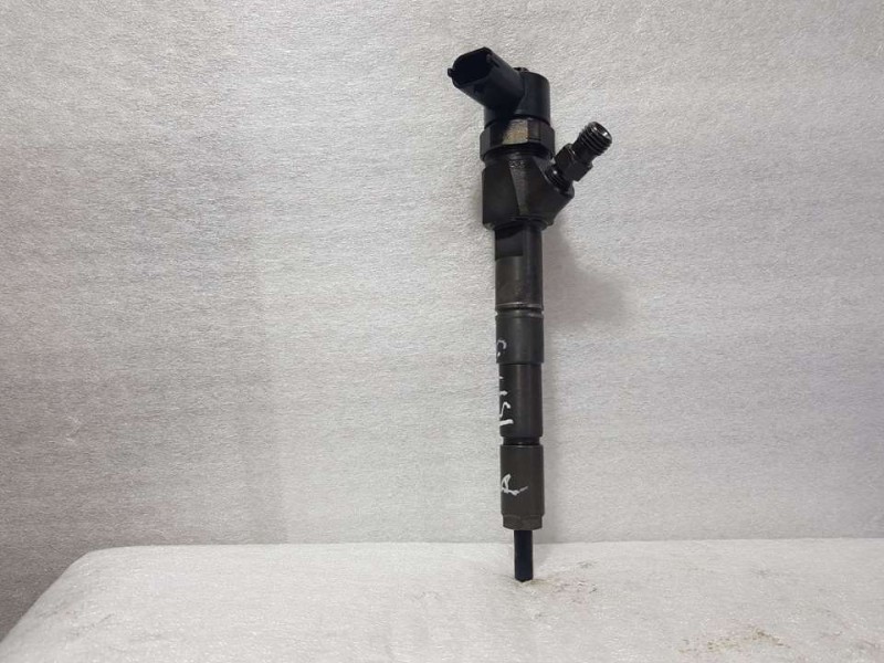 Recambio de inyector para alfa romeo 159 (140) 1.9 jtdm 16v / selective referencia OEM IAM 0445110243  BOSCH