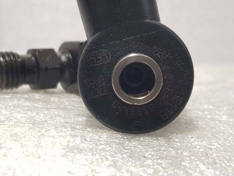 Recambio de inyector para alfa romeo 159 (140) 1.9 jtdm 16v / selective referencia OEM IAM 0445110243  BOSCH