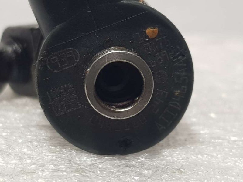 Recambio de inyector para alfa romeo 159 (140) 1.9 jtdm 16v / selective referencia OEM IAM 0445110243  BOSCH
