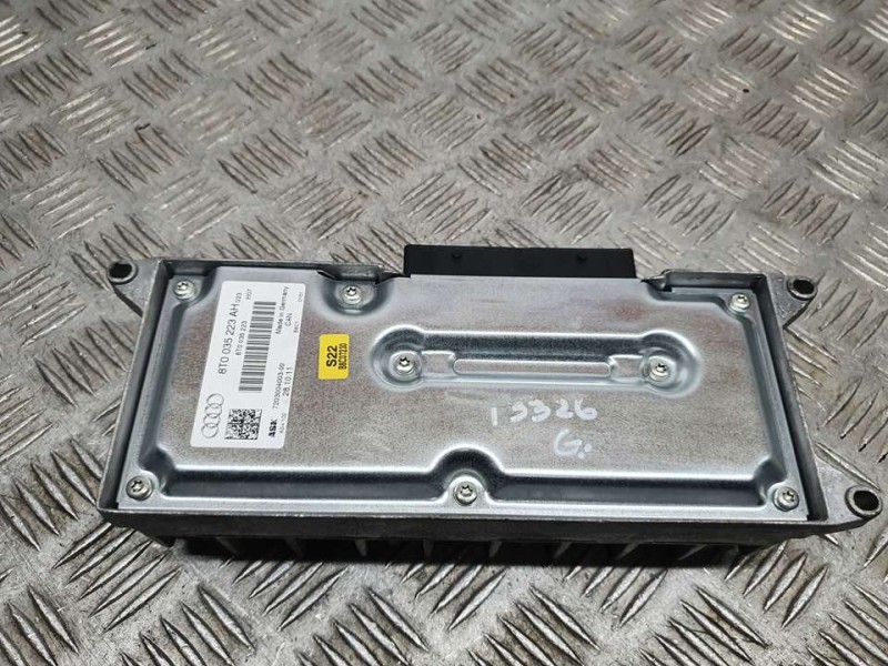 Recambio de amplificador radio para audi a4 ber. (b8) básico referencia OEM IAM 8T0035223AH 7203004003 