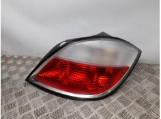 Recambio de piloto trasero derecho para opel astra h berlina cosmo referencia OEM IAM SIN REF  