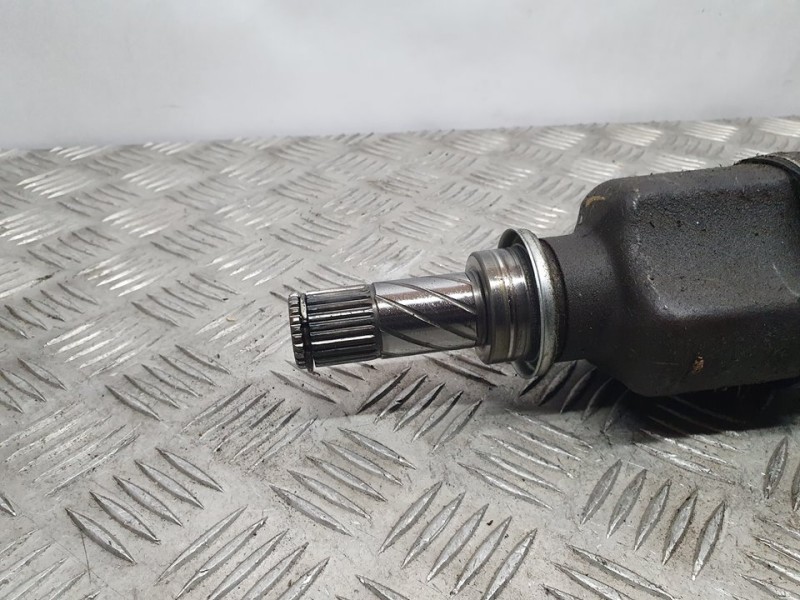 Recambio de transmision delantera izquierda para renault clio iii dynamique referencia OEM IAM 8200499585  