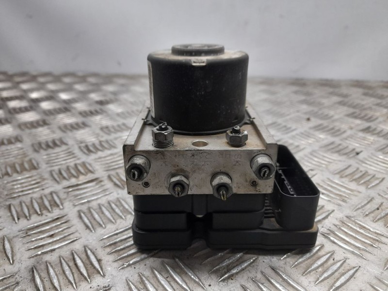 Recambio de abs para opel astra h berlina cosmo referencia OEM IAM GM24447833 10020700204 ATE