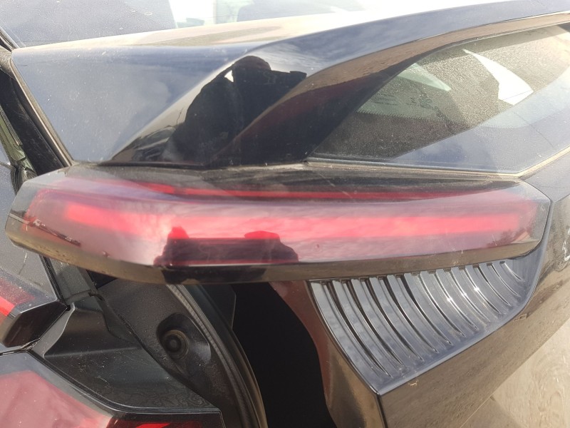 Recambio de piloto trasero izquierdo interior para citroën c4 iii (ba_, bb_, bc_) 1.5 bluehdi 130 (bbyhzb) referencia OEM IAM 98