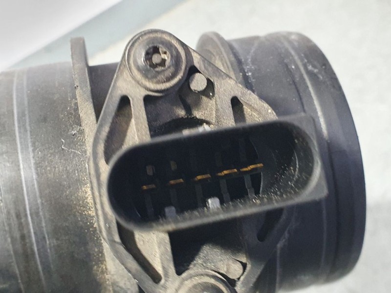 Recambio de caudalimetro para audi a4 berlina (8e) 2.0 tdi 16v (103kw) referencia OEM IAM 074906461B 0281002461 BOSCH