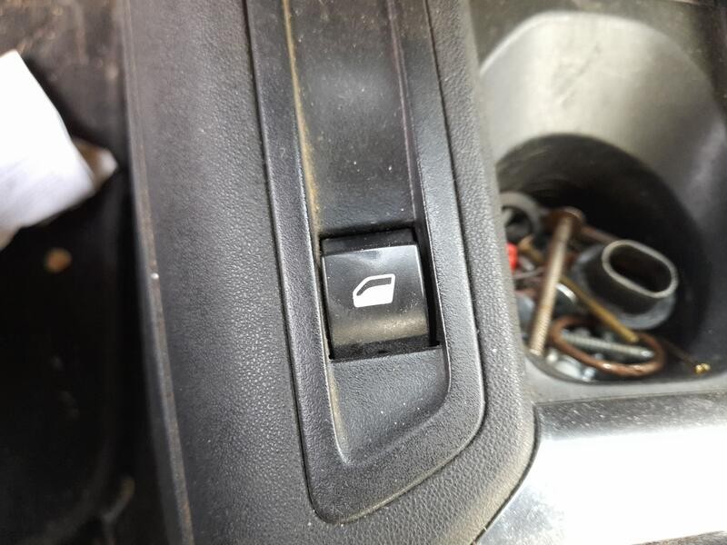 Recambio de mando elevalunas delantero izquierdo para citroën c-elysee (dd_) 1.6 hdi 92 referencia OEM IAM 96657927ZD  