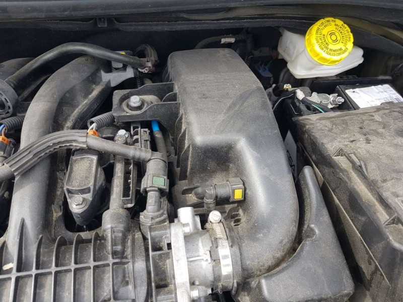 Recambio de carcasa filtro aire para citroën c3 feel referencia OEM IAM 9813534180  