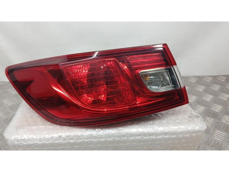 Recambio de piloto trasero izquierdo para renault clio iv business referencia OEM IAM 265553021R EXTERIOR MAKO 02052299900010