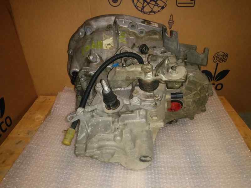 Recambio de caja cambios para renault megane ii berlina 5p dynamique referencia OEM IAM ND0008 A017138 6 VELOCIDADES