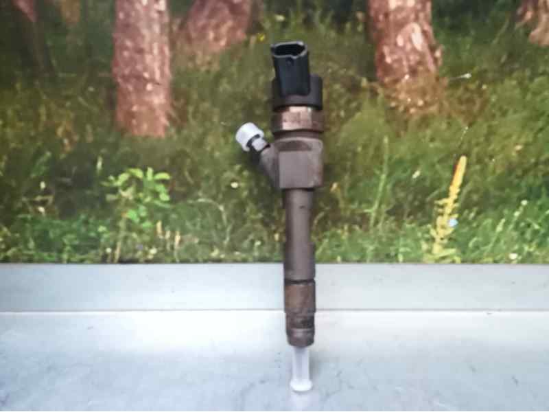 Recambio de inyector para renault megane ii berlina 5p dynamique referencia OEM IAM 8200389369 0445110230 BOSCH