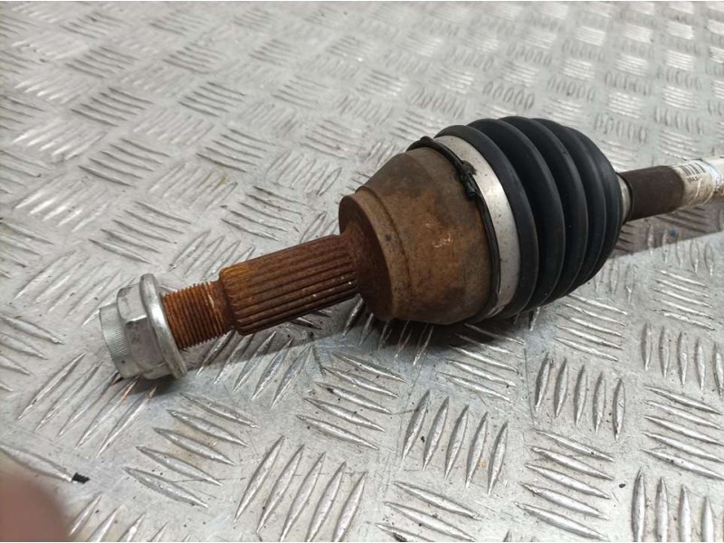 Recambio de transmision delantera izquierda para ford fiesta (cb1) ambiente referencia OEM IAM 8V513B437AAA  