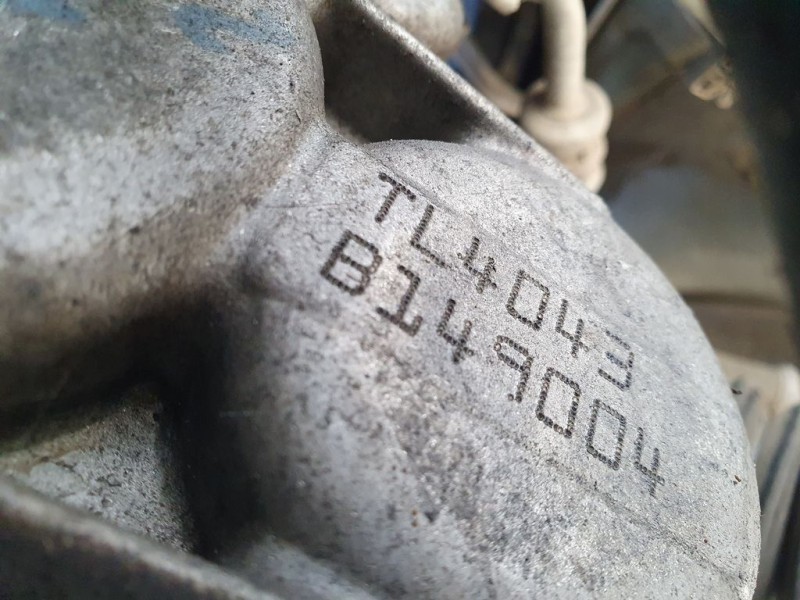 Recambio de caja cambios para dacia duster laureate 4x2 referencia OEM IAM TL4043 B149004 6VELOCIDADES