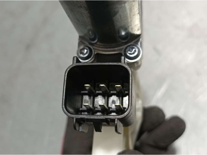 Recambio de motor elevalunas delantero derecho para ford fiesta (ce1) active referencia OEM IAM A75655110 0021504718 BROSE