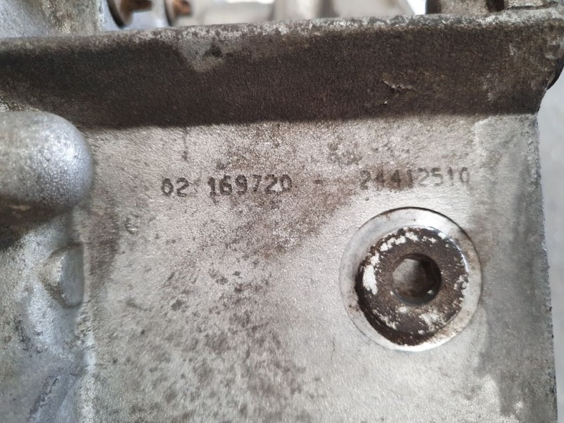 Recambio de caja cambios para opel vectra c berlina comfort referencia OEM IAM 24412510 02169720 5VELOCIDADES