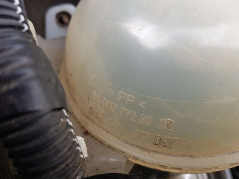 Recambio de deposito expansion para citroën c3 feel referencia OEM IAM 980077728002  