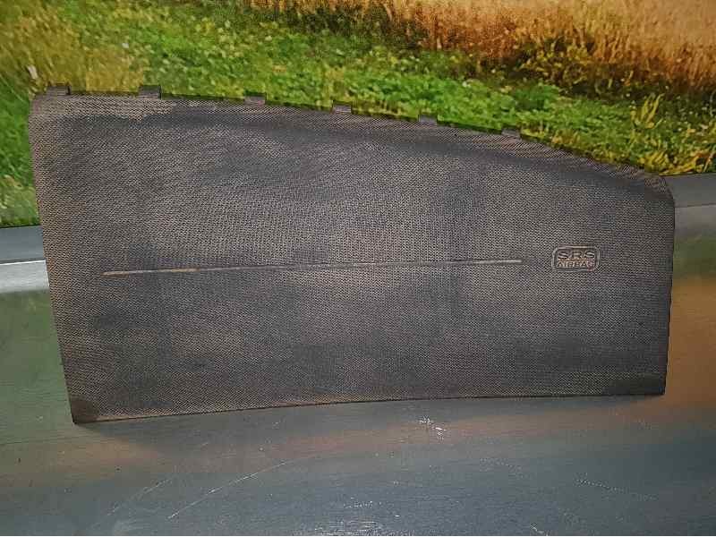 Recambio de kit airbag para dodge caliber se referencia OEM IAM P04672603AE  