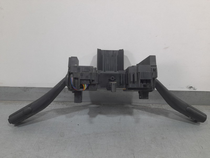 Recambio de mando luces y limpia para volkswagen up! (122) high up! bmt referencia OEM IAM 1S0953503AN  