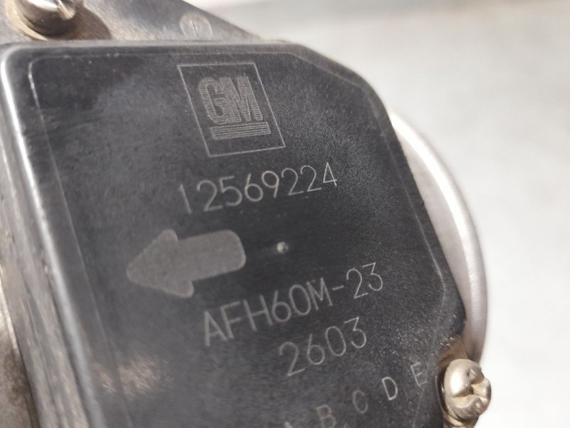 Recambio de caudalimetro para opel vectra c berlina comfort referencia OEM IAM GM12569224 AFH60M23 