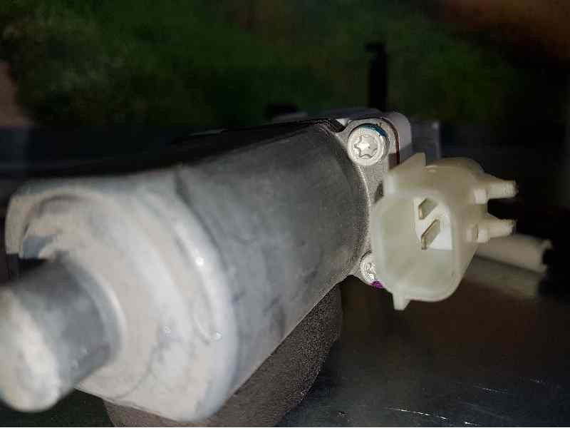 Recambio de elevalunas delantero derecho para dodge caliber se referencia OEM IAM  2 PINS ELECTRICO