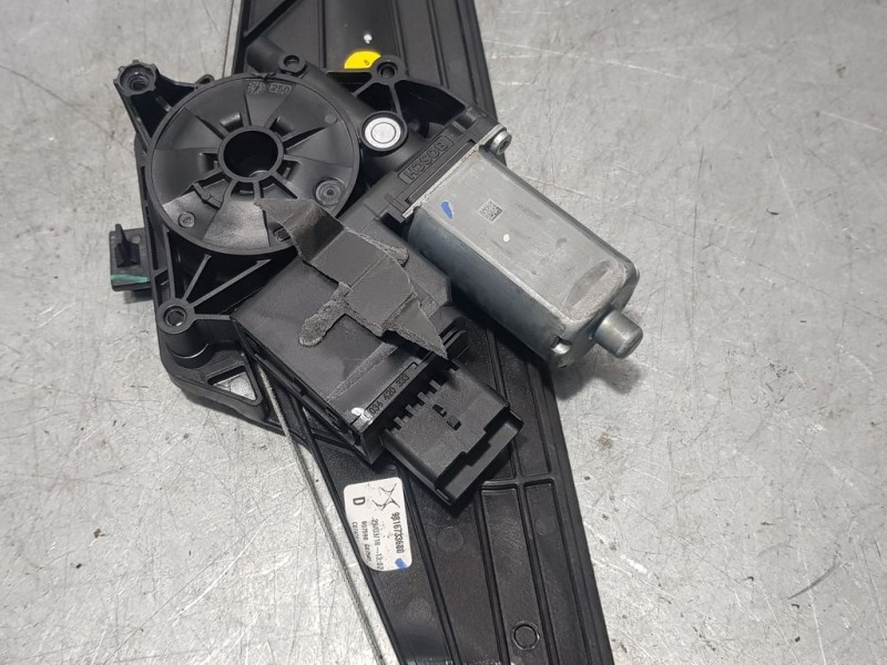 Recambio de elevalunas trasero derecho para ds 7 crossback grand chic referencia OEM IAM 9816733680  ELÉCTRICO 6 PINS