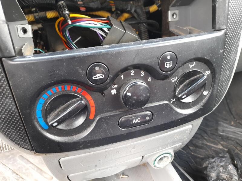 Recambio de mando calefaccion / aire acondicionado para daewoo kalos (klas) 1.4 referencia OEM IAM 96539550  