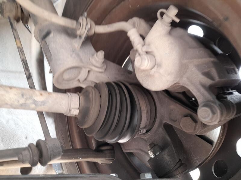 Recambio de mangueta delantera izquierda para daewoo kalos (klas) 1.4 referencia OEM IAM 96870493  