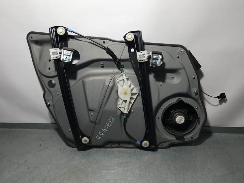 Recambio de elevalunas delantero derecho para mercedes-benz clase b (w245) 180 cdi (245.207) referencia OEM IAM A1697203079 9944