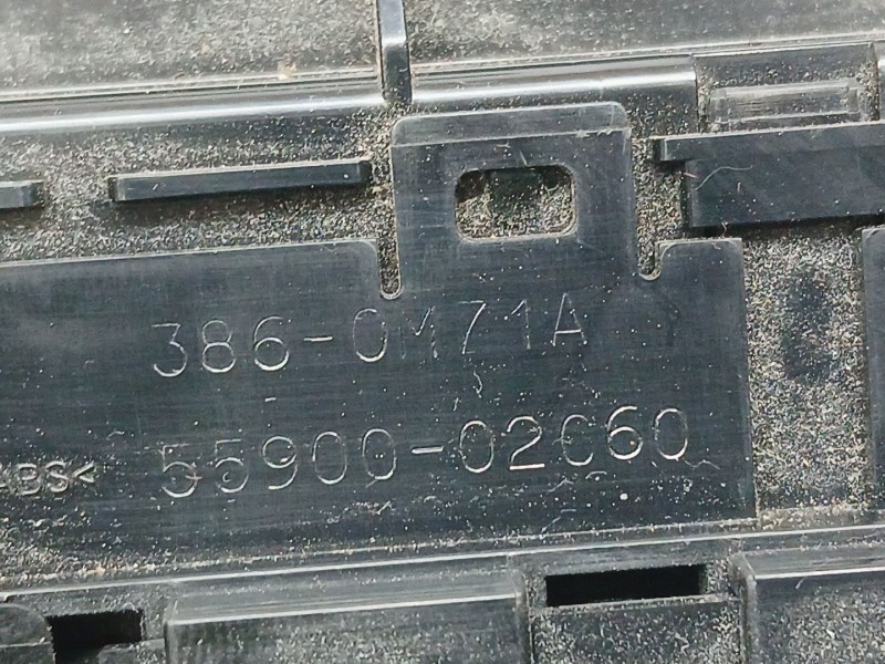 Recambio de mando climatizador para toyota auris hybrid active referencia OEM IAM 5590002C60  3860M71A