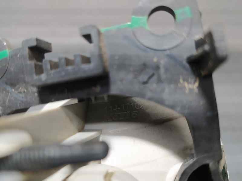 Recambio de faro antiniebla derecho para citroën c3 feel referencia OEM IAM 9685425180 11417102 KOITO