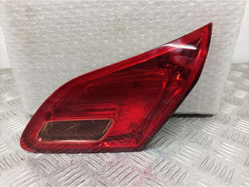 Recambio de piloto trasero derecho para opel astra j lim. selective referencia OEM IAM 090098  INTERIOR