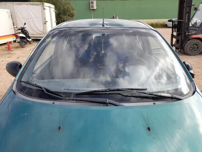 Recambio de parabrisas para daewoo kalos (klas) 1.4 referencia OEM IAM 96442975  