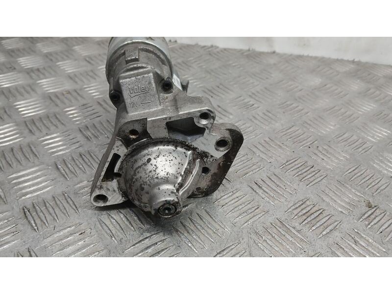 Recambio de motor arranque para renault twingo van referencia OEM IAM 8200836473A VALEO TS12E9