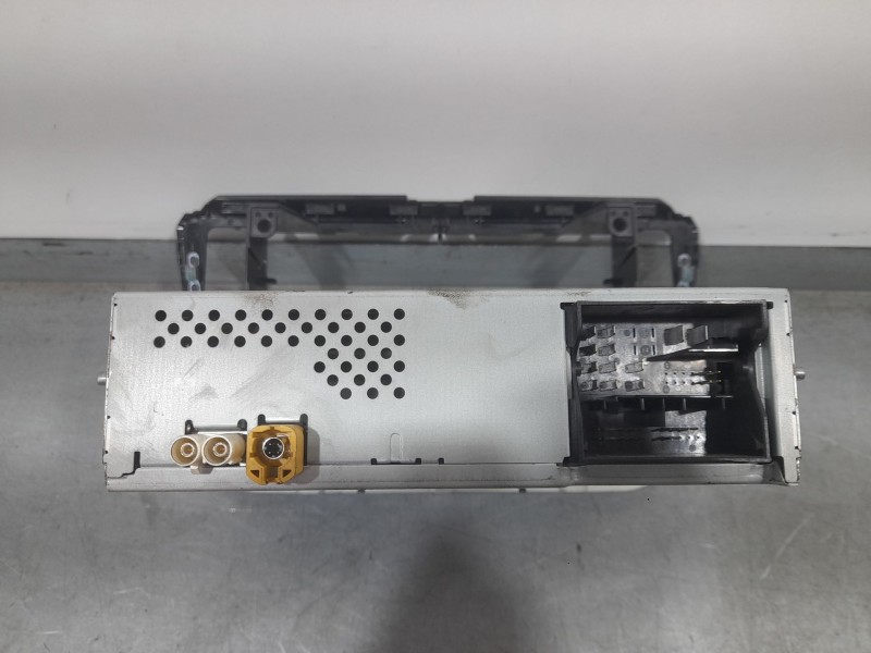 Recambio de sistema audio / radio para volkswagen up! (122) high up! bmt referencia OEM IAM 2015DJ6698  