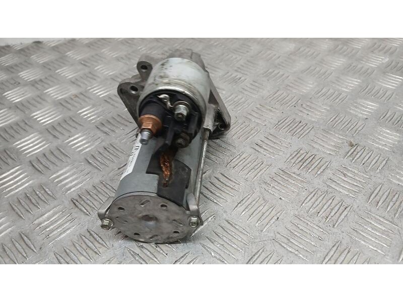 Recambio de motor arranque para renault twingo van referencia OEM IAM 8200836473A VALEO TS12E9